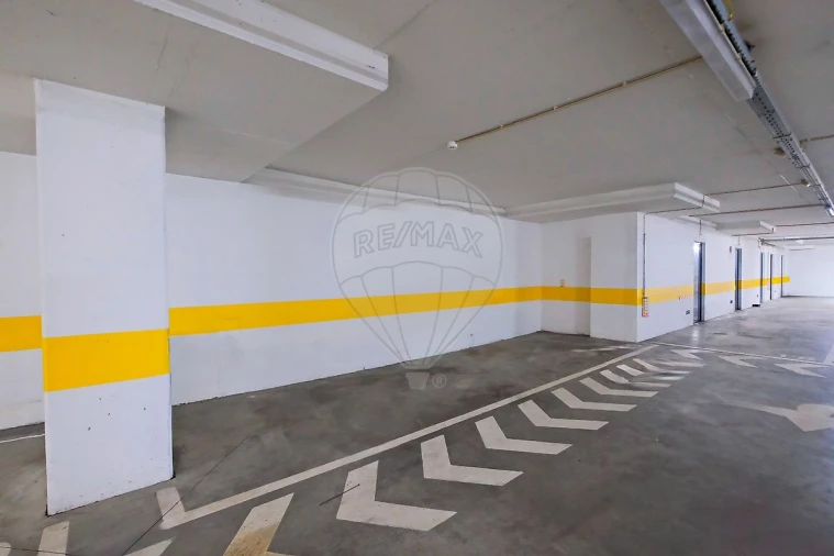 Apartamento T2 para Venda em Algés, Linda-A-Velha e Cruz Quebrada-Dafundo Foto 30