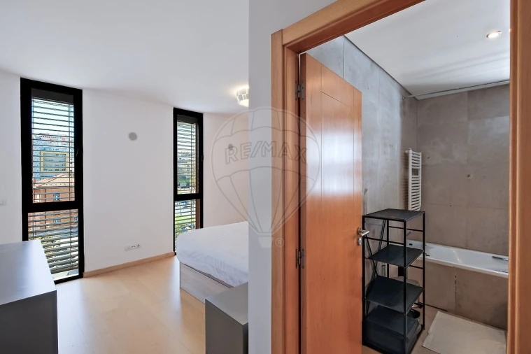 Apartamento T2 para Venda em Algés, Linda-A-Velha e Cruz Quebrada-Dafundo Foto 19