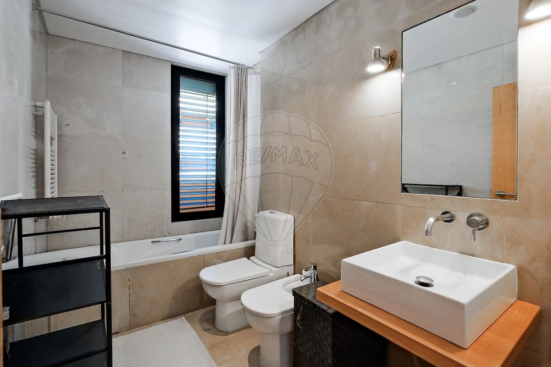 Apartamento T2 para Venda em Algés, Linda-A-Velha e Cruz Quebrada-Dafundo Foto 15