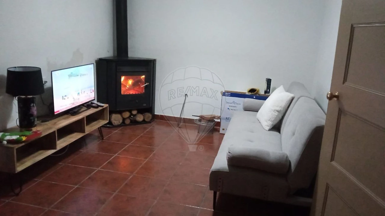 Moradia T3 para Venda em Freixial e Juncal do Campo Foto 33