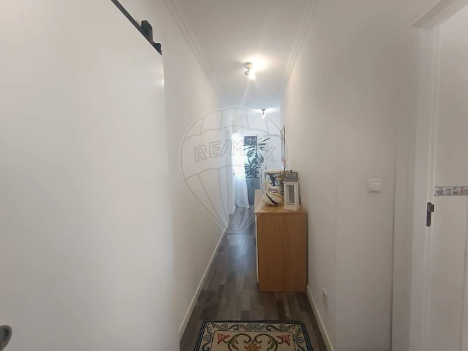 Apartamento T3 para Venda em Carregado e Cadafais Foto 11