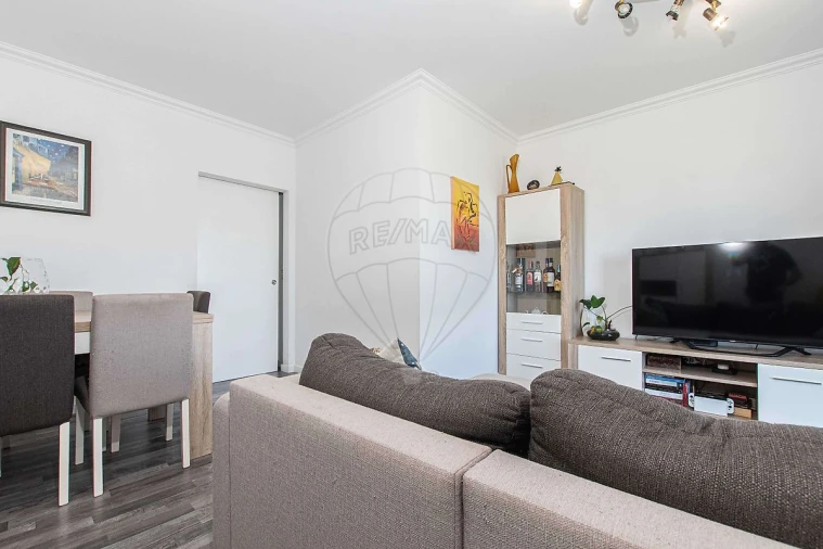 Apartamento T3 para Venda em Carregado e Cadafais Foto 8