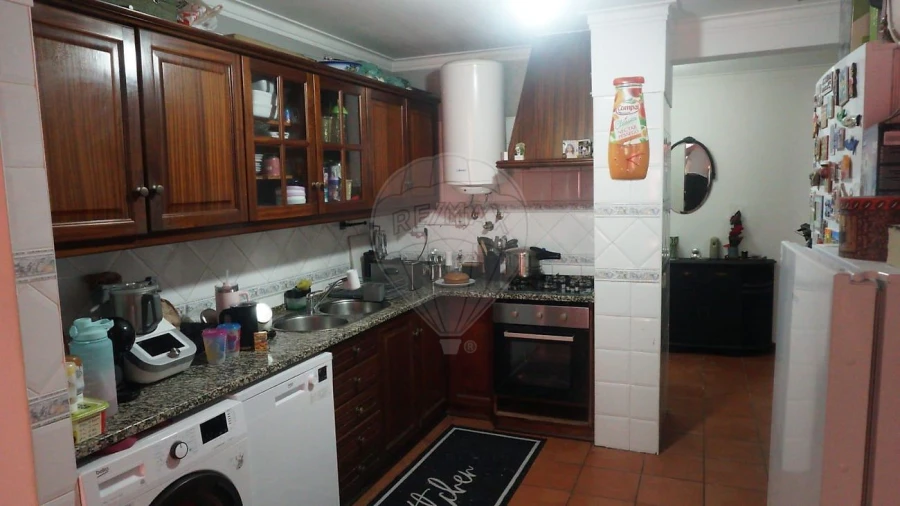 Apartamento T2 para Venda em Aveiras de Cima Foto 16