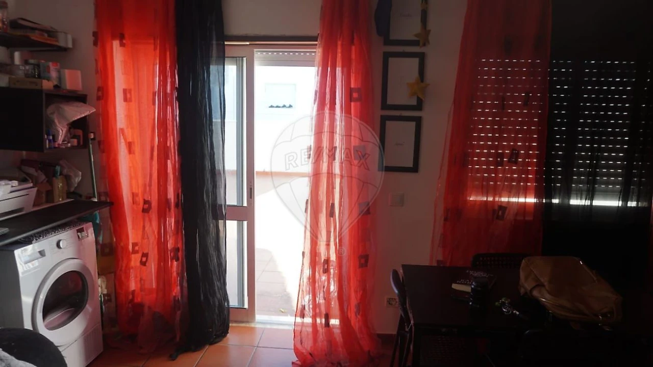 Apartamento T2 para Venda em Aveiras de Cima Foto 10