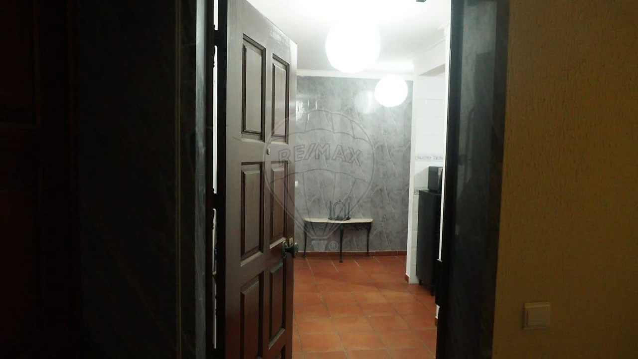 Apartamento T2 para Venda em Aveiras de Cima Foto 2