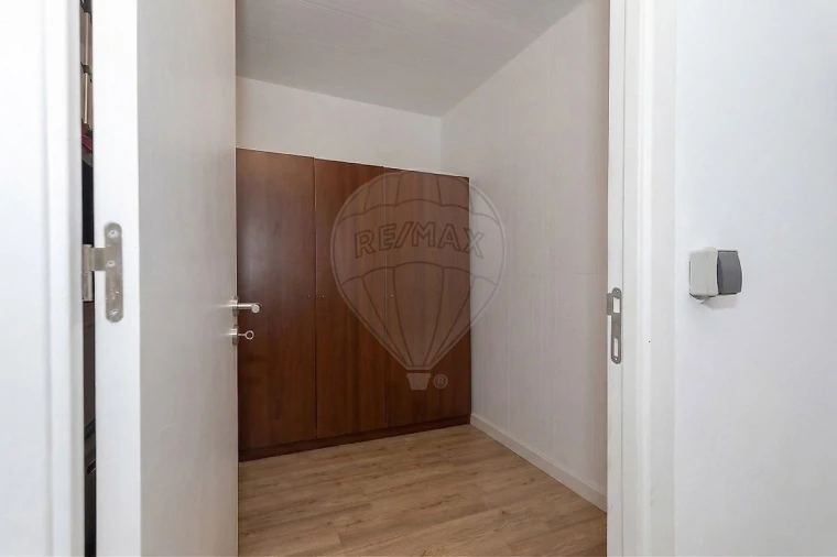 Apartamento T3 para Venda em Mina de Água Foto 24