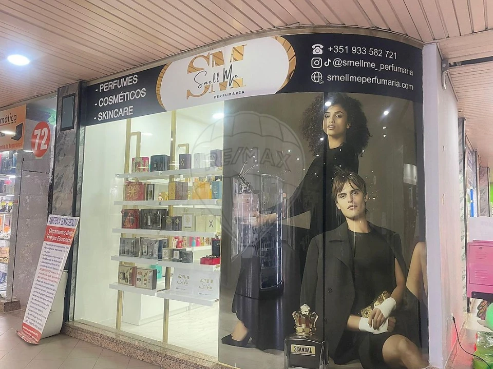 Loja para Venda em Massamá e Monte Abraão Foto 2