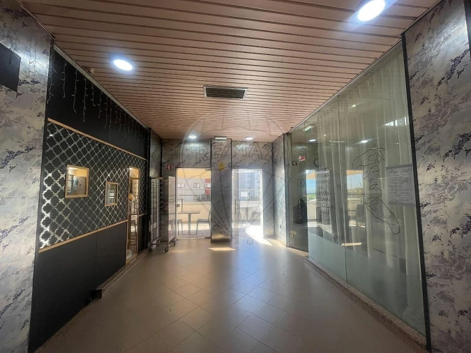 Loja para Venda em Massamá e Monte Abraão Foto 5