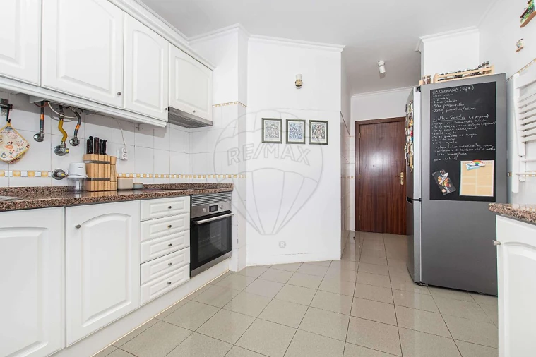 Apartamento T2 para Venda em Alverca do Ribatejo e Sobralinho Foto 17