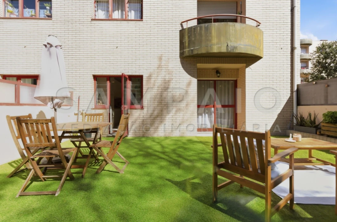 Apartamento T2 para Venda em Fânzeres e São Pedro da Cova Foto 2