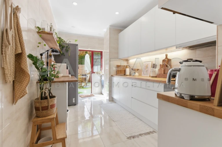 Apartamento T2 para Venda em Fânzeres e São Pedro da Cova Foto 5