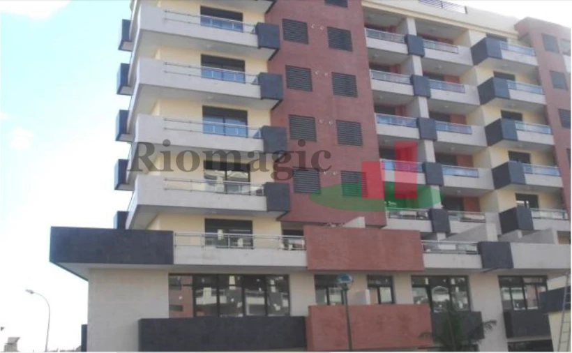 Loja para Venda em Algés, Linda-A-Velha e Cruz Quebrada-Dafundo Foto 1