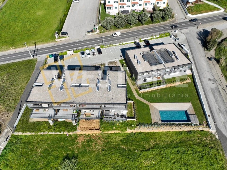 Apartamento T2 para Venda em Santo Isidoro Foto 23