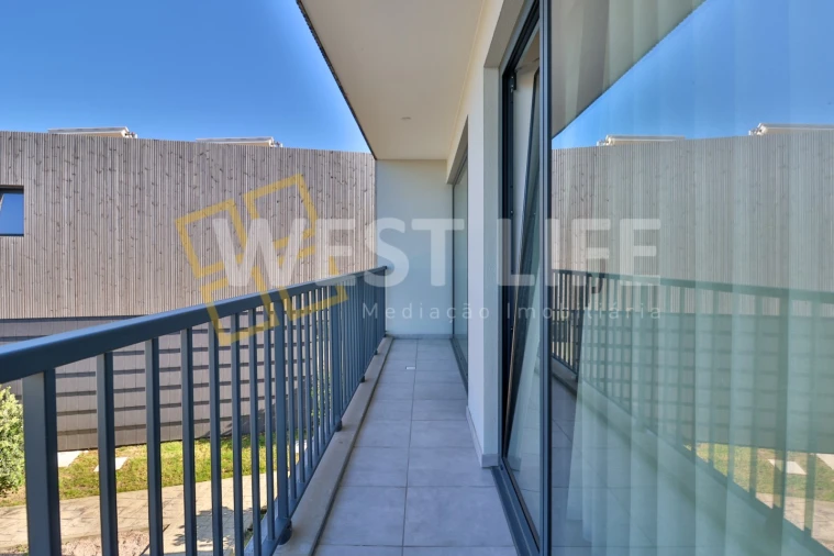 Apartamento T2 para Venda em Santo Isidoro Foto 17