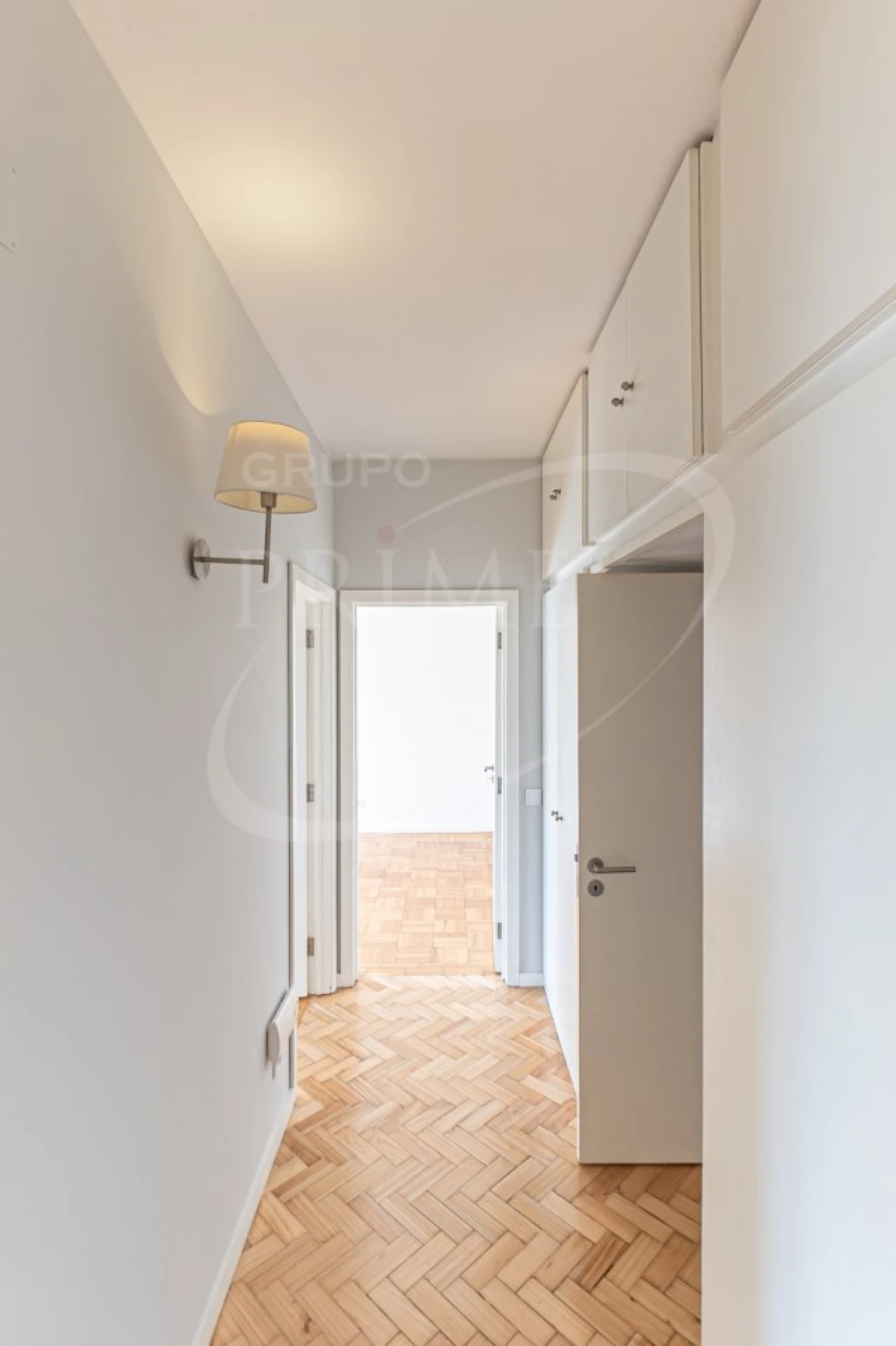 Apartamento T3 para Arrendamento em Aldoar, Foz do Douro e Nevogilde Foto 8