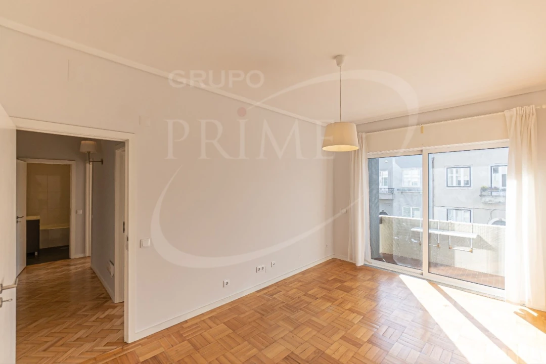 Apartamento T3 para Arrendamento em Aldoar, Foz do Douro e Nevogilde Foto 15