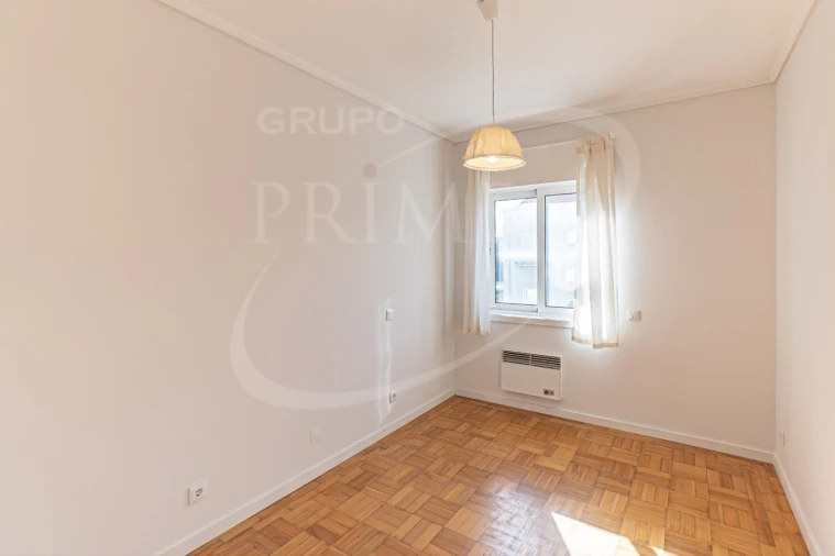 Apartamento T3 para Arrendamento em Aldoar, Foz do Douro e Nevogilde Foto 11