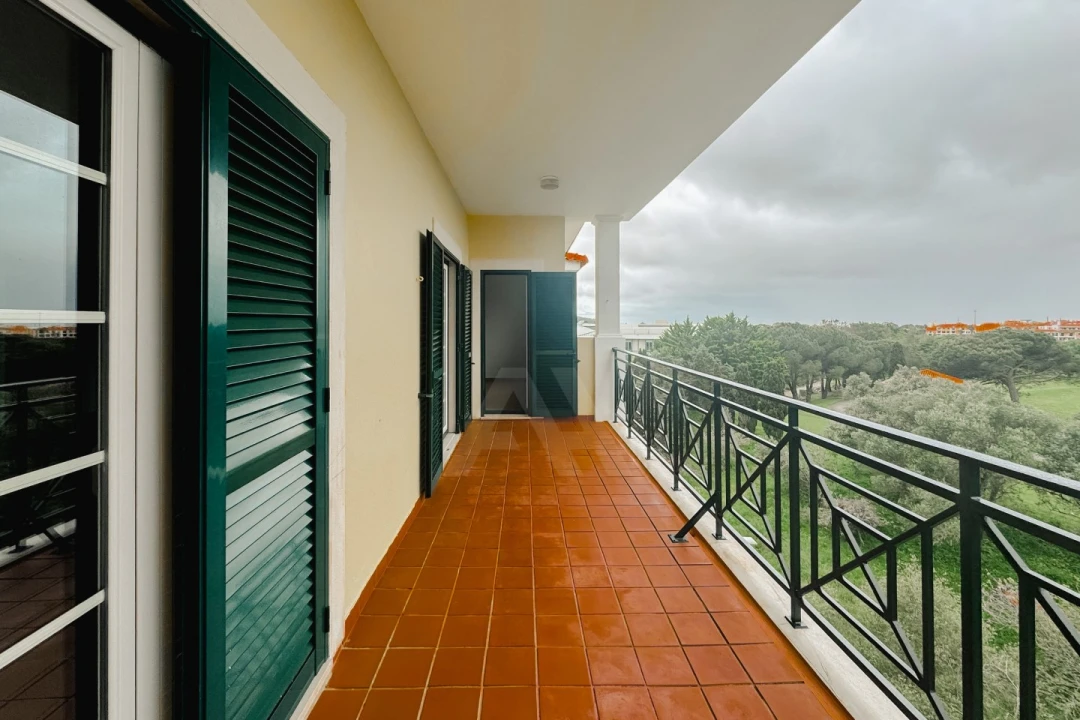 Apartamento T1 para Arrendamento em Santa Maria e São Miguel, São Martinho, São Pedro Penaferrim Foto 5