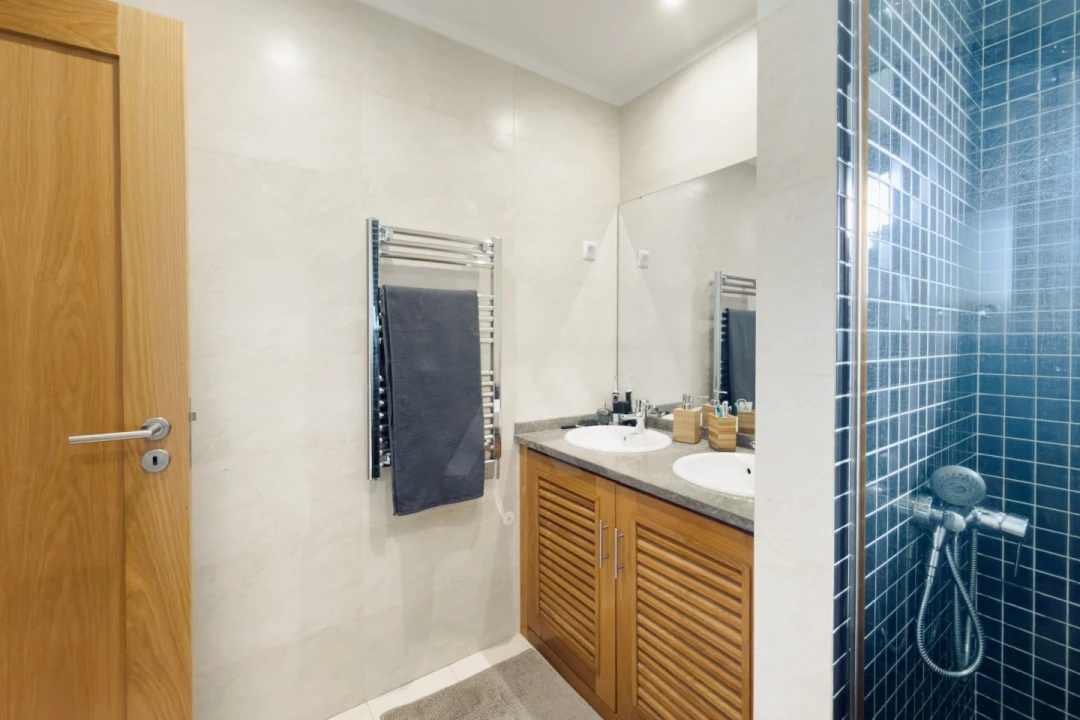 Apartamento T4 para Venda em Castanheira do Ribatejo e Cachoeiras Foto 25