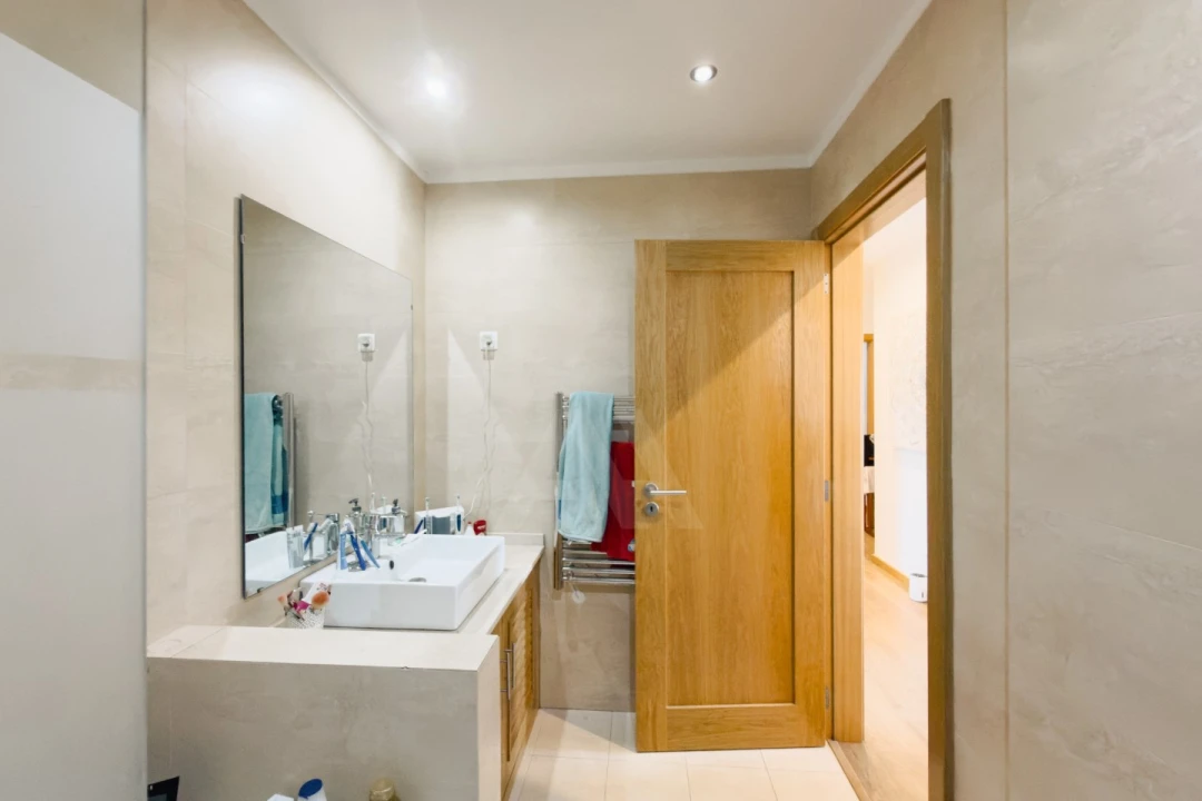 Apartamento T4 para Venda em Castanheira do Ribatejo e Cachoeiras Foto 29