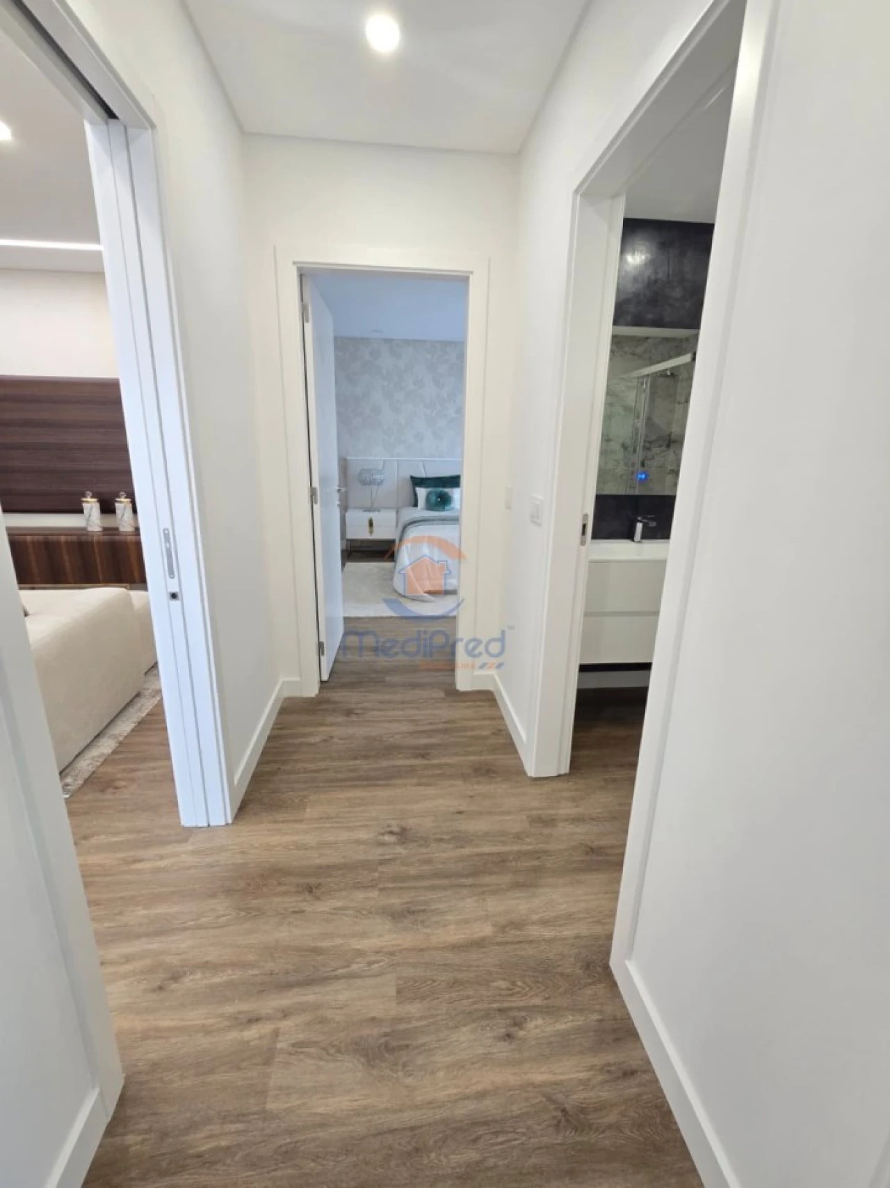 Apartamento T2 para Venda em Pontinha e Famões Foto 9