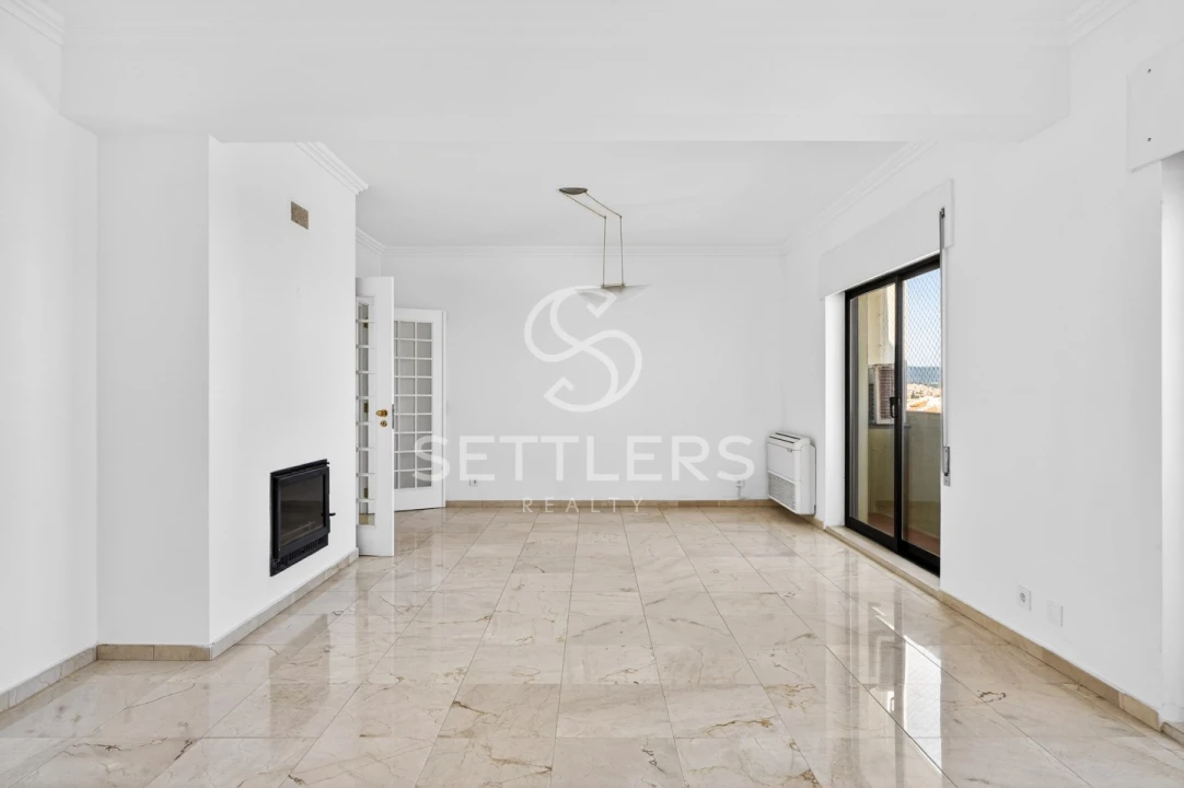 Apartamento T3 para Venda em Cascais e Estoril Foto 3