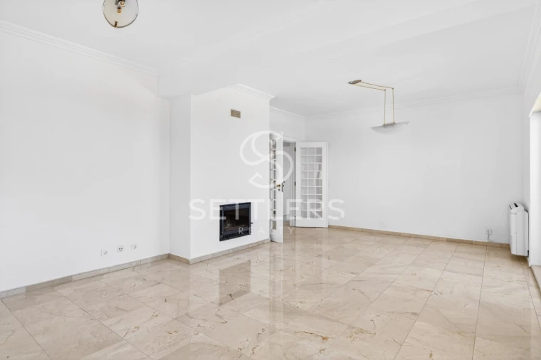 Apartamento T3 para Venda em Cascais e Estoril Foto 4