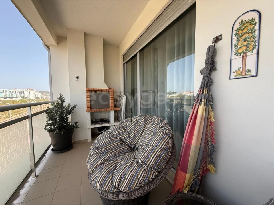 Apartamento T2 para Venda em São Martinho do Porto Foto 21