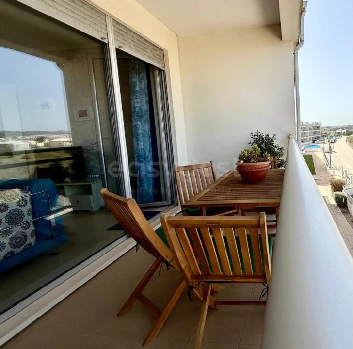 Apartamento T2 para Venda em São Martinho do Porto Foto 22