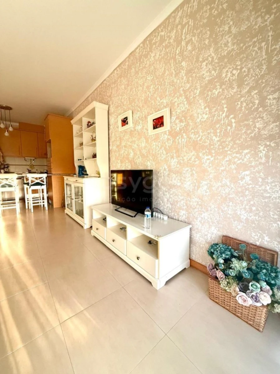 Apartamento T2 para Venda em São Martinho do Porto Foto 9