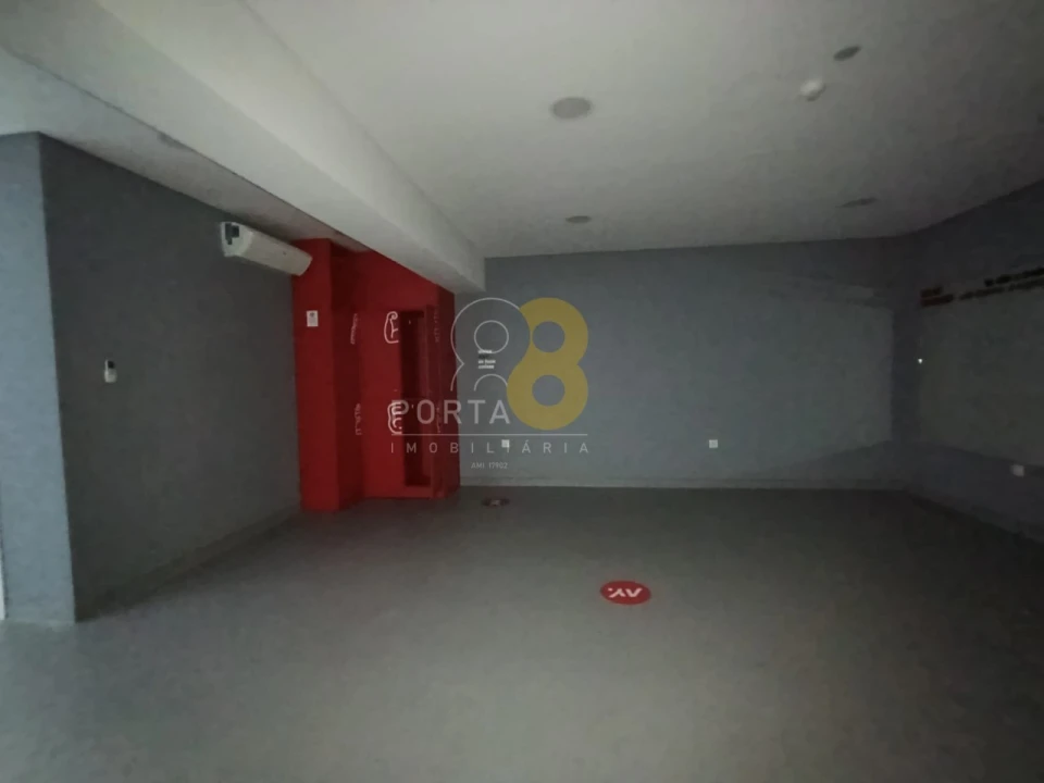 Loja para Arrendamento em Matosinhos e Leça da Palmeira Foto 9