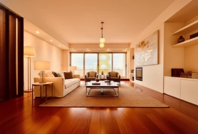 Apartamento T4 para Arrendamento em Lordelo do Ouro e Massarelos