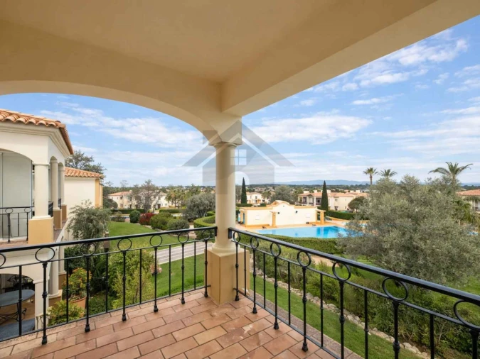 Apartamento T2 para Venda em Estômbar e Parchal Foto 1