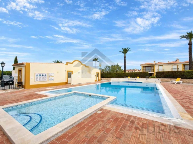 Apartamento T2 para Venda em Estômbar e Parchal Foto 19