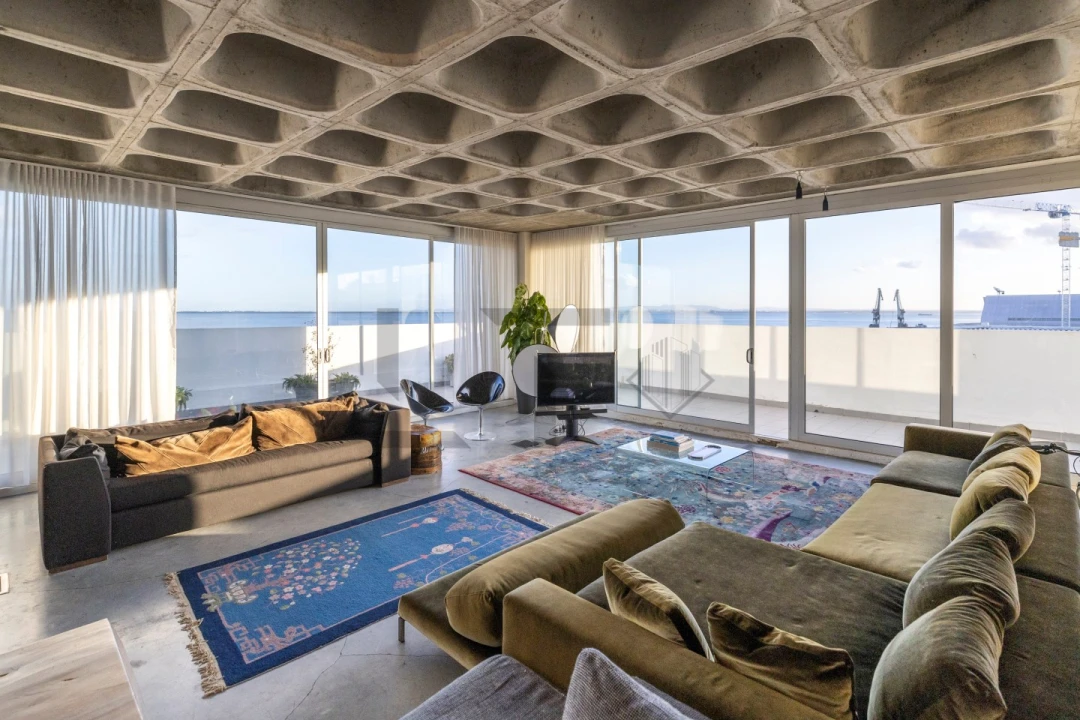 Apartamento T4 para Venda em Marvila Foto 35