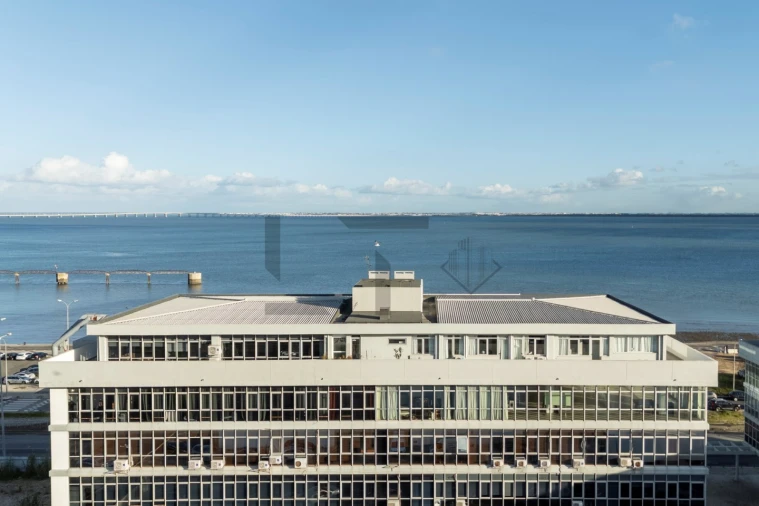 Apartamento T4 para Venda em Marvila Foto 1