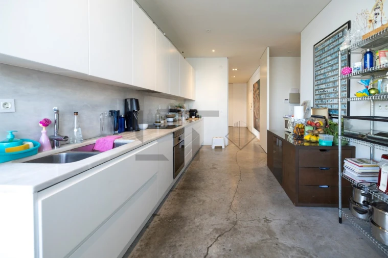 Apartamento T4 para Venda em Marvila Foto 16
