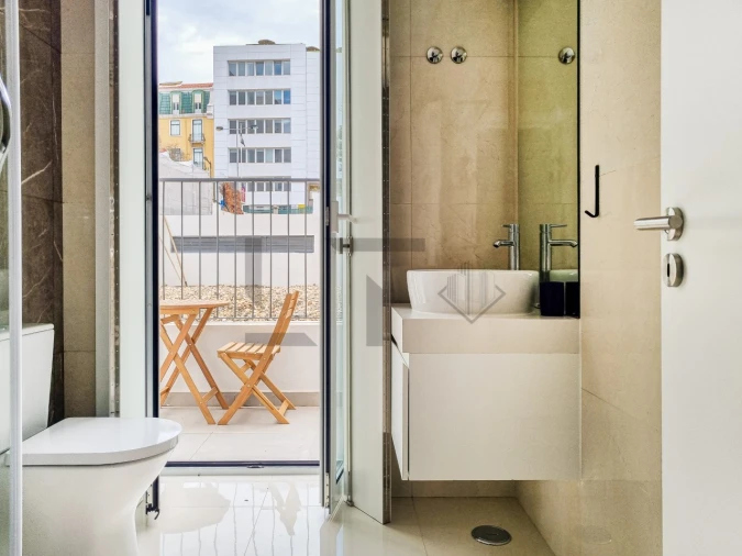 Apartamento T3 para Venda em Arroios Foto 11