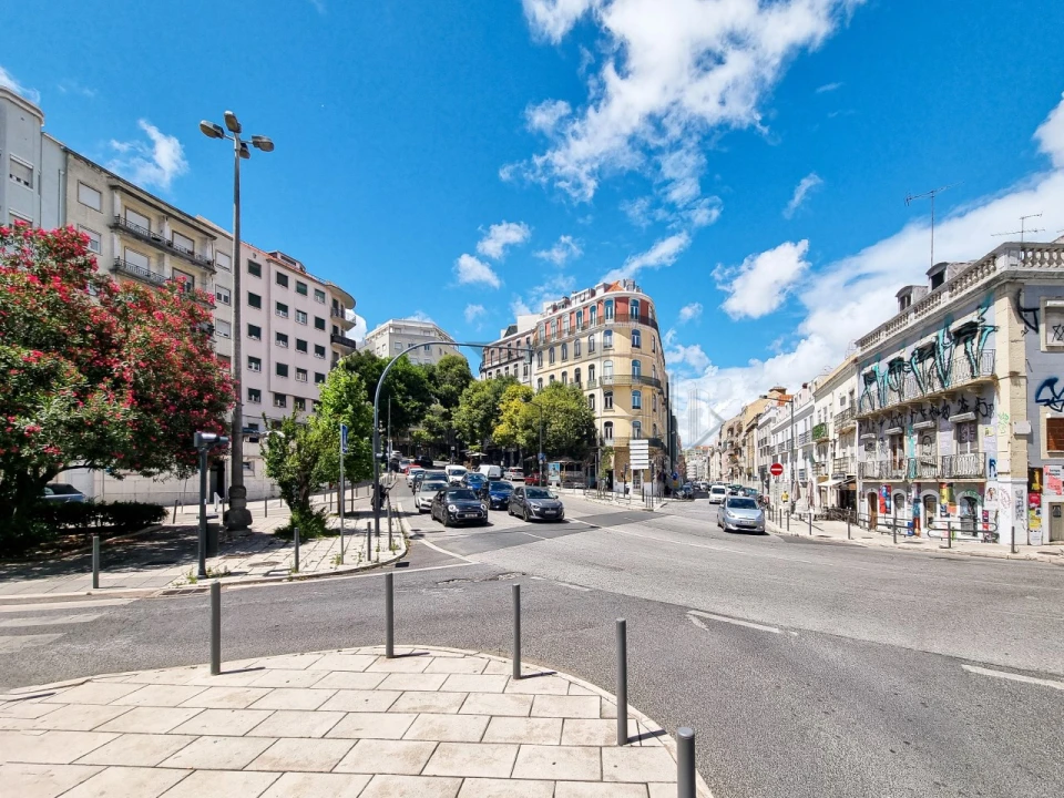 Apartamento T3 para Venda em Arroios Foto 27