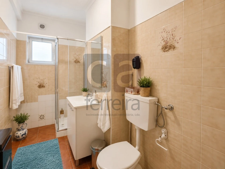 Apartamento T2 para Venda em Almeirim Foto 11