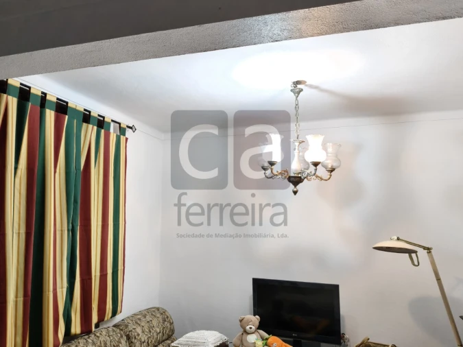 Apartamento T2 para Venda em Almeirim Foto 7