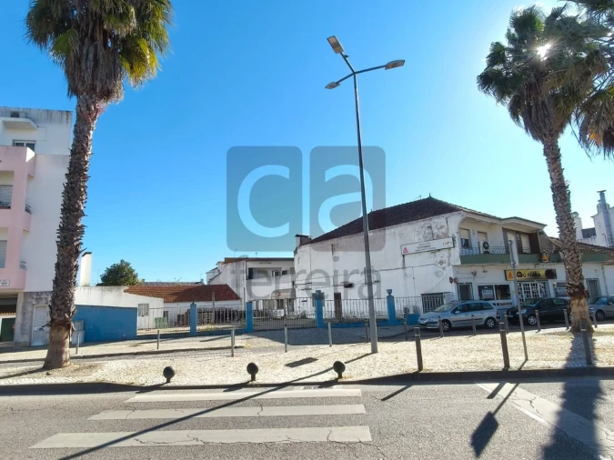 Terreno para Venda em Almeirim Foto 6
