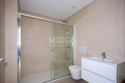 Apartamento T2 para Venda em Esgueira