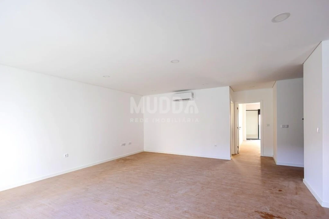 Apartamento T2 para Venda em Esgueira Foto 6