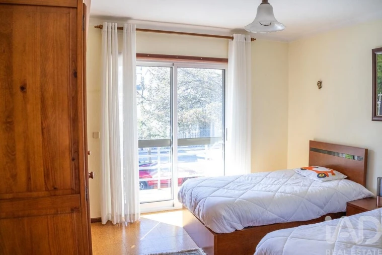 Moradia T4 para Venda em Sé, Santa Maria e Meixedo Foto 27