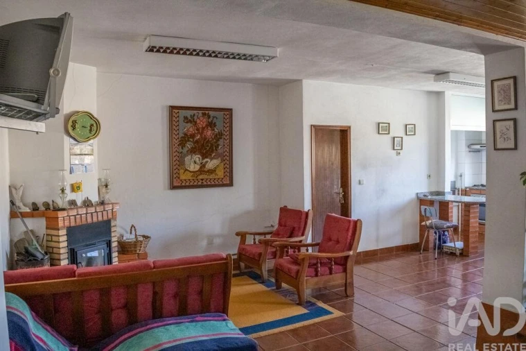 Moradia T4 para Venda em Sé, Santa Maria e Meixedo Foto 33