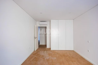 Apartamento T3 para Venda em Esgueira
