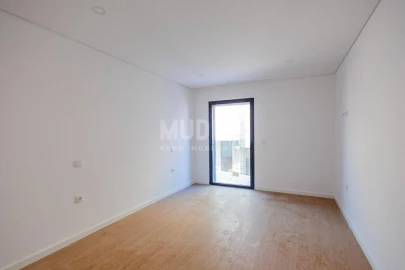 Apartamento T3 para Venda em Esgueira
