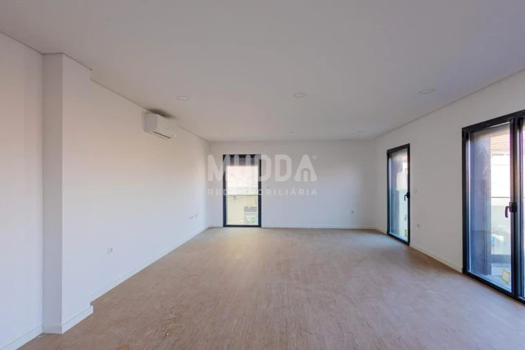 Apartamento T3 para Venda em Esgueira Foto 10