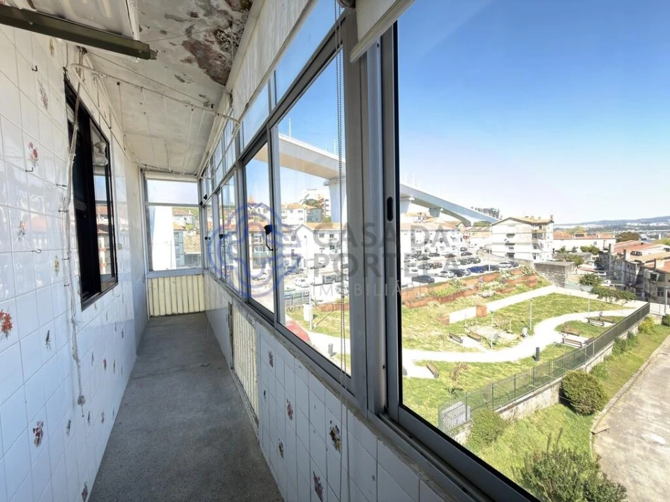 Apartamento T2 para Venda em Oliveira do Douro Foto 16